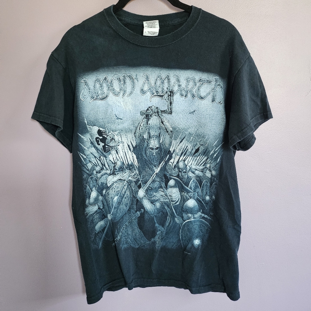 Amon Amarth Gildan 2011 Wolf Lord Viking Graphic Metal Band T-Shirt